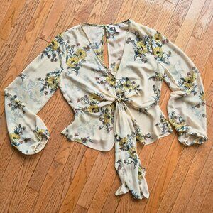 Forever 21 Contemporary Floral Blouse Large